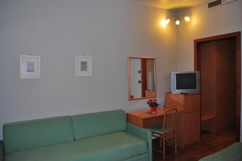 ホテル Vecchia Brianza Seveso 部屋 写真